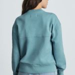 Premium Lightweight  Oversize  Classic Crew Neckline Dropped Shoulders Voluminous Sleeves Sweatshirt Relaxed Fit