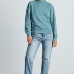 Premium Lightweight  Oversize  Classic Crew Neckline Dropped Shoulders Voluminous Sleeves Sweatshirt Relaxed Fit